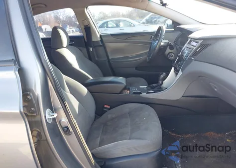 2013 Hyundai Sonata Gls z USA, uszkodzony, nr VIN 5NPEB4AC8DH635525